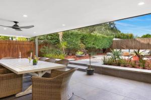 Exquisite Family Home Near Coogee Beach Villa, Sydney