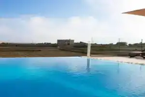 Kenn Gozitan villa and pool - Happy Rentals, Gharb