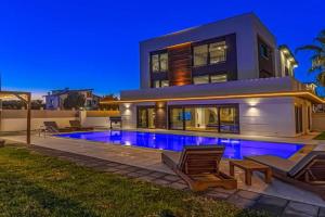 NEAR BY THE LAND OF LEGENDs , 40 M2 PRİVATE POOL VİLLA BATİATUS Villa, Belek