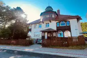 Willa Tusculum Guest house, Swieradow Zdroj