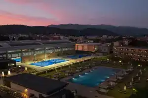 Como Hills Hotel, Como