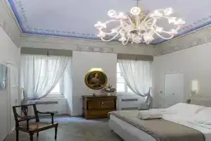 La Casa del Poeta, Colle di Val d'Elsa