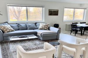 Crystal City Boutique Flats 2BR - Free Parking 2878 Apartments, Washington