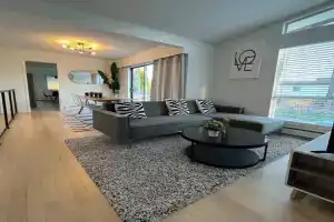 Beautiful Special Home Guest house, Burnaby