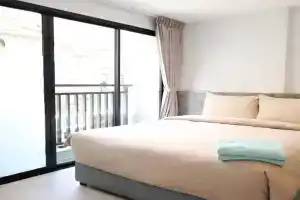 Y House, Patong