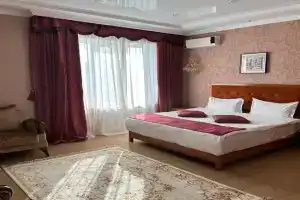 Royal Hotel, Aqtobe