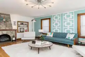 1960s Gem-Close to Downtown And In a Quiet Area Guest house, Cedar Rapids