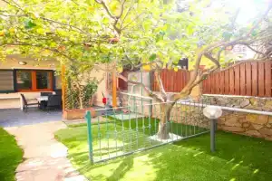 Easy Flat Sardinia Guest house, Domus de Maria