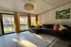 Sunny family holiday home in, Jurmala