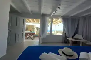 Blue Waves Suite Mykonos Guest house, Kalafatis