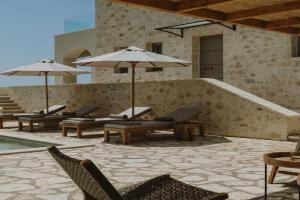 Sophisticated Villa Harmony 2 Bedrooms Breathtaking Ionian Views, Kanali