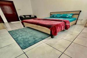 Luxury Awaits: Master Bedroom for Rent! Indulge in comfort and style., Sharjah City