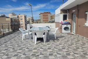 Monda Apartment, Piraeus