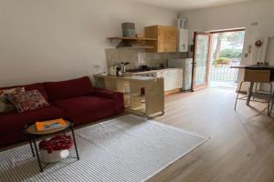 Appartamento Gaia - a due passi dal centro Apartments, Laveno