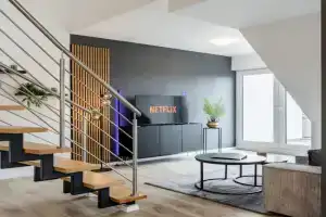 Roof-Suite 02 I Aufzug I BBQ I WiFi I Balkon I TV Apartments, Rheda-Wiedenbruck