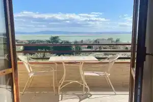 Jenny - Via Vittorio Minelli Apartments, Passignano sul Trasimeno
