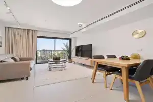 Heart of Modern Comforts and Tranquil Living Guest house, Jerusalem