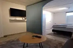 Basement hideaway Apartments, Akureyri