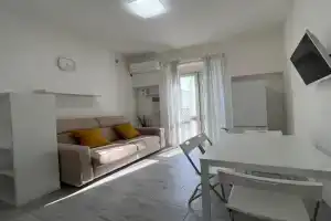 DARYA SUMMER. APPARTAMENTO AL MARE. (LE) Apartments, Santa Maria al Bagno