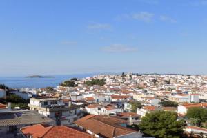 PensionMargaritaKotroniSkiathos, Skiathos Town