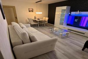 FEWO am Deich 1 Zentral mit Stadtblick und Kontaktloser Check in Apartments, Bremerhaven