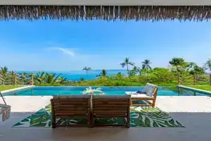 Chill and Tropical seaview villa, Ban Bang Po
