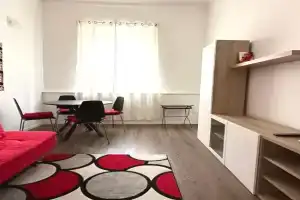 A34 -, delizioso bilocale in centro Apartments, Ancona
