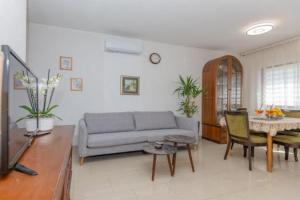 Roza Apartments, Baska Voda