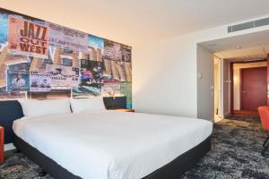 ibis Styles Airport Hotel, Melbourne