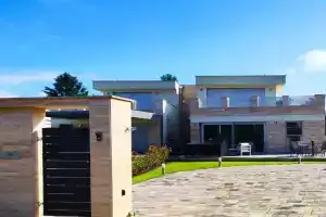 Balatonkenese Sunshine Villa, Balatonkenese