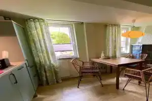 „Schlupfwinkel“, kostenloser Parkplatz, Vollausstattung Guest house, Ilmenau