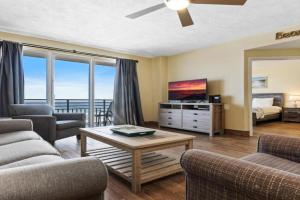 Newly Renovated Paradise 8th Floor 2BR with Private Oceanfront Balcony at Ocean Walk Resort, Daytona Beach