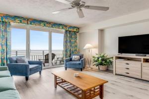 Newly Remodeled 10th Floor Oceanfront 1BR Escape at The Wyndham Oceanwalk Guest house, Daytona Beach