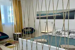 TriA Studio, Bar