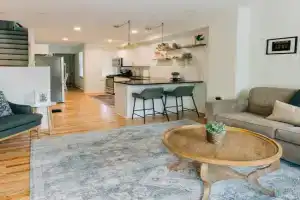 Getaway on Grant heart of Downtown with parking Guest house, Lancaster