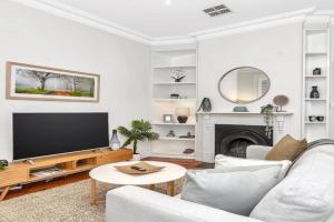 'The Cosy Corner' Classic Haven with Modern Comforts Guest house, Adelaide