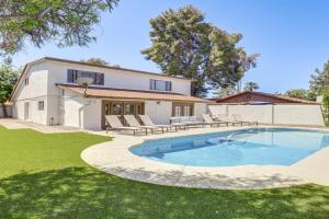 Private Pool and Patio Spacious Retreat Guest house, Tempe