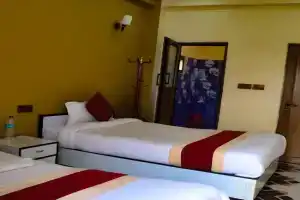 Hotel Flycatcher Chitwan- A jungle Safari Home, Sauraha