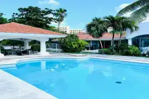 CASA BLANCA, Cancun