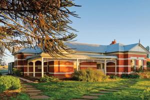 The Royal Standard Farm, Daylesford