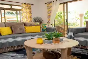 Maison Zelda Self Catering Apartments, Baie Sainte Anne