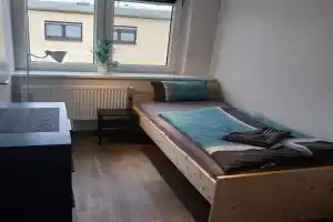 Einzelzimmer mit Bad HG 3 Guest house, Zwickau