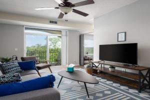 HUGE New Apartment, Free Parking, Near Mayo!, Rochester