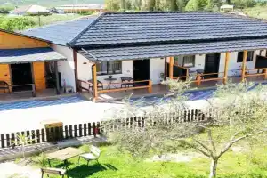 Olive Oasis Studio, Berat