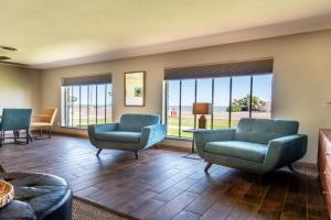 Water View Ocean Drive Retreat Awaits Guest house, Corpus Christi