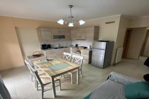 R Apartment, Nafpaktos