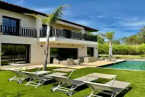 Villa cosy avec sa piscine, Grimaud