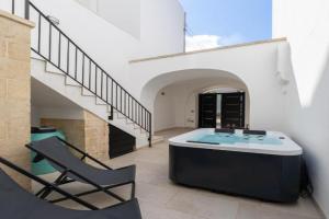 Nara Apartments 2 - Private Jacuzzi, Tricase