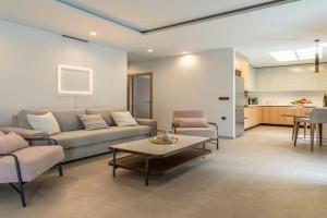 New Stylish Apt near Downtown Apartments, Heraklio Town
