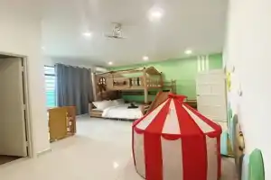 PlayHouse Fun4Kids 22pax 6R5B, Malacca